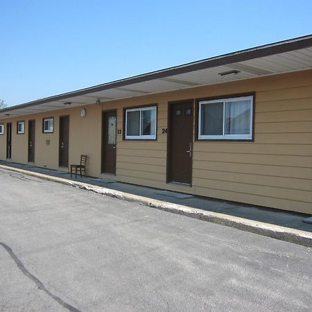 Glen Motel - Utica Exterior photo